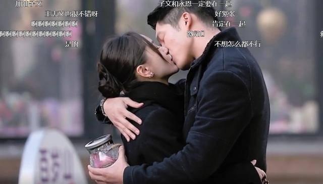 小球进黑洞