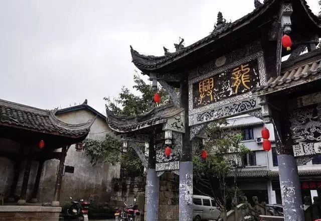 灾后重建,我们在路上