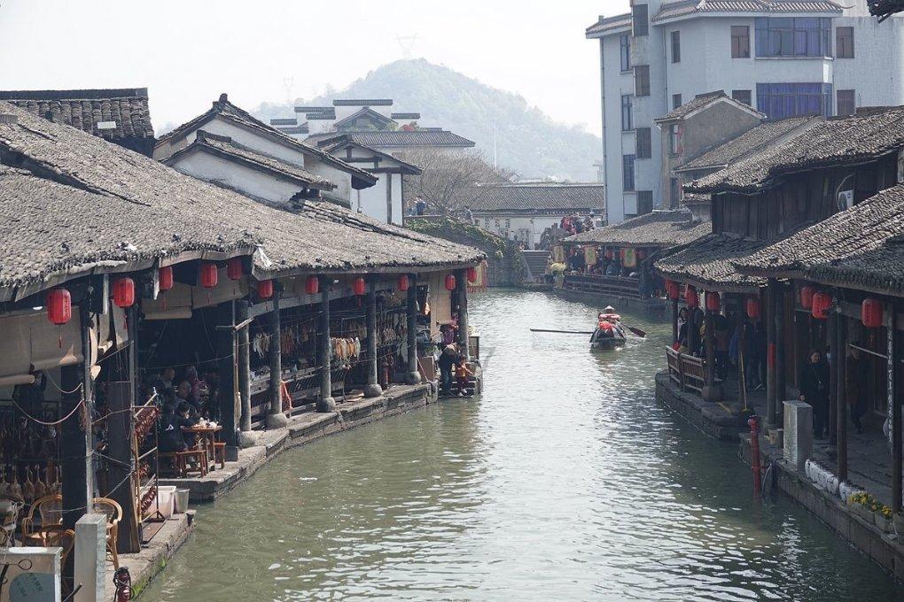 《长津湖》对于孩子的教育意义体现在哪些方面？游戏画面